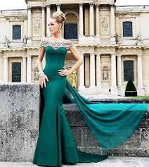2022 Düğün Sezonunun Moda Rengi Yeşil Abiye Modelleri