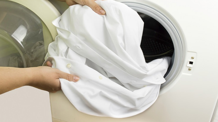 Beyaz Çamaşırlar Nasıl Kar Gibi Olur? Aspirin Yöntemi ile Mümkün