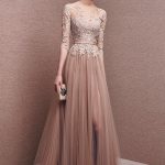 Ünlü Modacılar'dan 2022 Abiye Elbise Modelleri vizyon renkli uzun üstü nakış işlemeli etekleri pileli tüllü Abiye Modeli