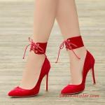 2020 Yazlık Topuklu Ayakkabı Modelleri Kırmızı Önü Kapalı Bilekten Bantlı ve BAğcıklı
