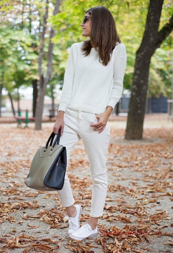Günlük Bayan Spor Kombinler Krem Kalem Pantolon Uzun Kol Bluz Beyaz Spor Ayakkabı