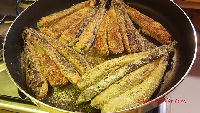 Bağımlısı Olacağınız Mısır Unlu Patlıcan Kızartması